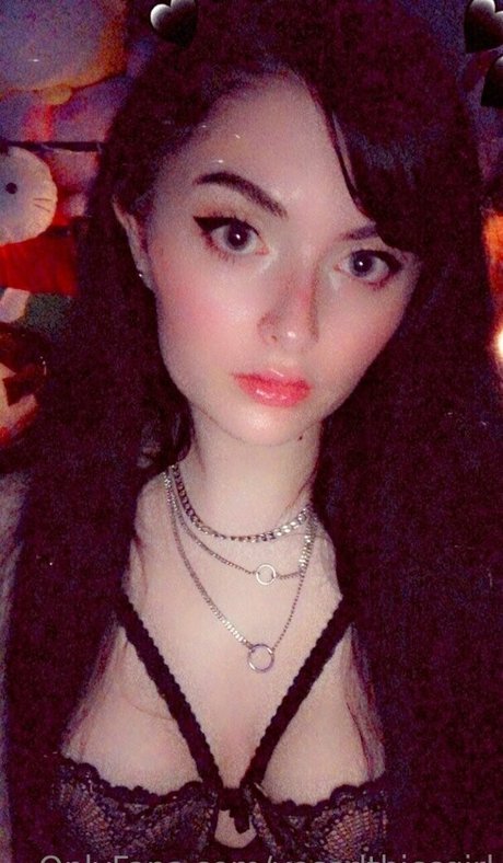 yosadthiccgirl sexy actress gallery