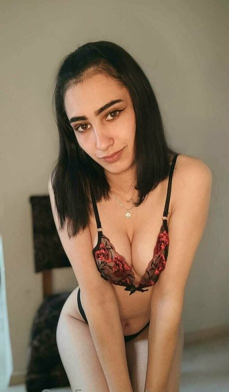 imma2001 model picture