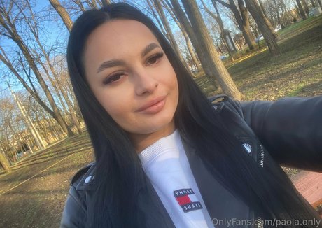 paola only nudes star photos