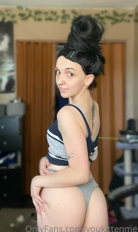 youkittenme erotic actress gallery