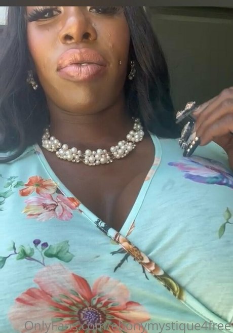 ebonymystique4free best model photo