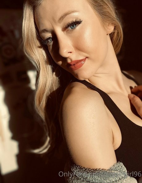 light onlyfans xxx gallery