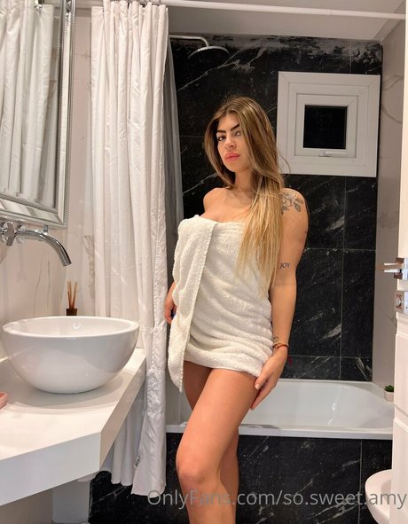 yoga onlyfans beautiful pic