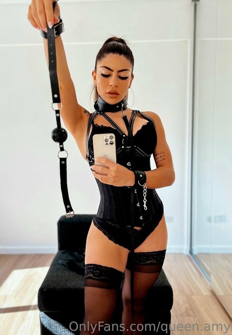 queen amy hd pornstar pics