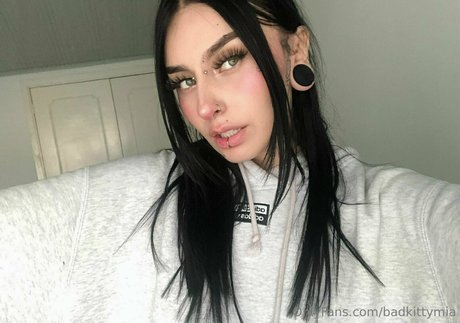 badkittymia Quick model image