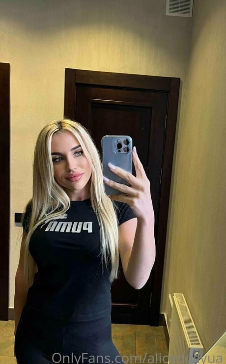 alicedollyua pornstar xxx pictures