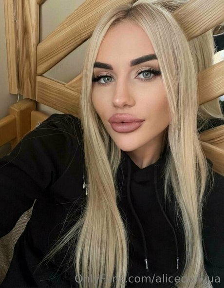 alicedollyua pornstar hot galleries