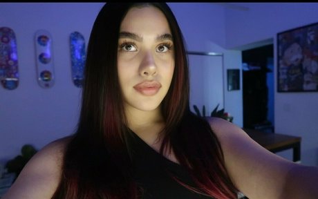 thedailydolly model beautiful img