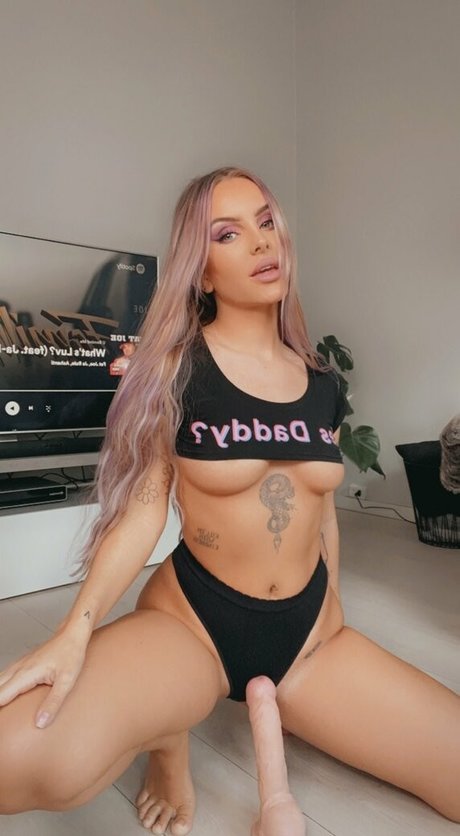 tattooed shemale onlyfans art porn picture