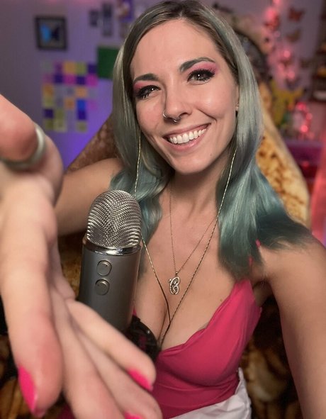 Christie Skylar art pornstar pics