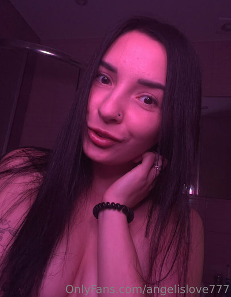 Angelislove777 exclusive model galleries