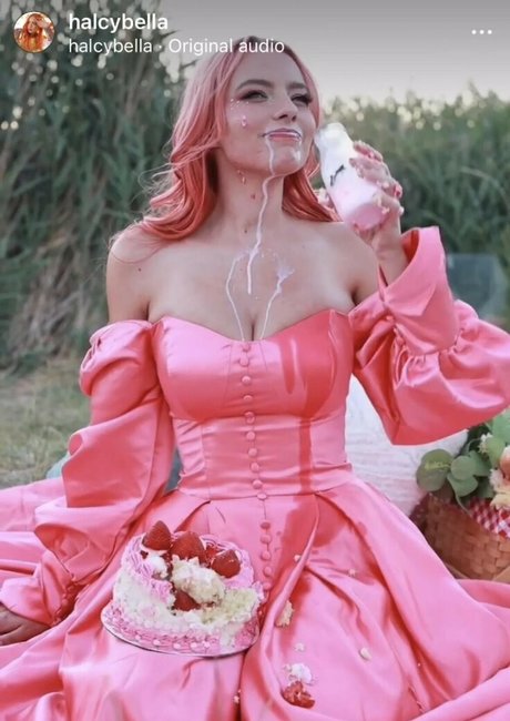 HalcyBella model free galleries