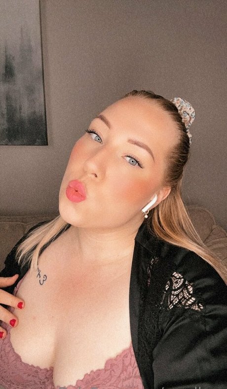 celebrity nude onlyfans pretty pictures