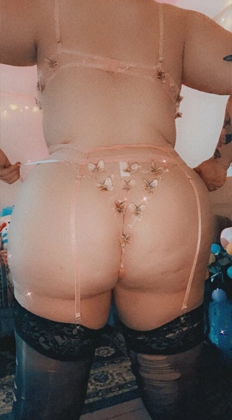 wetlittlesub nude pornstar images