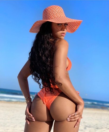 Jilly Anais pornstar naked galleries