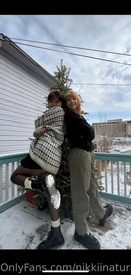 nikkiinatural best star picture