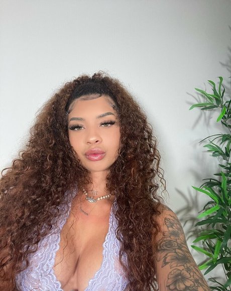 hannahmarieroyal2 exclusive model pics