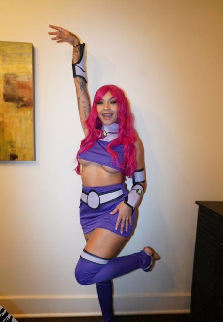 hannahmarieroyal2 xxx pornstar pictures