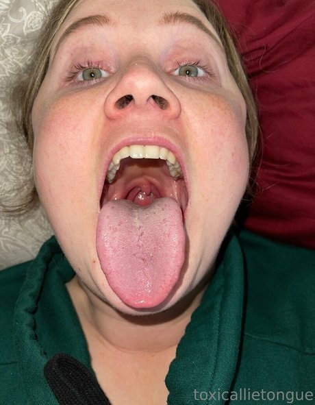 toxicallietongue sexy star galleries