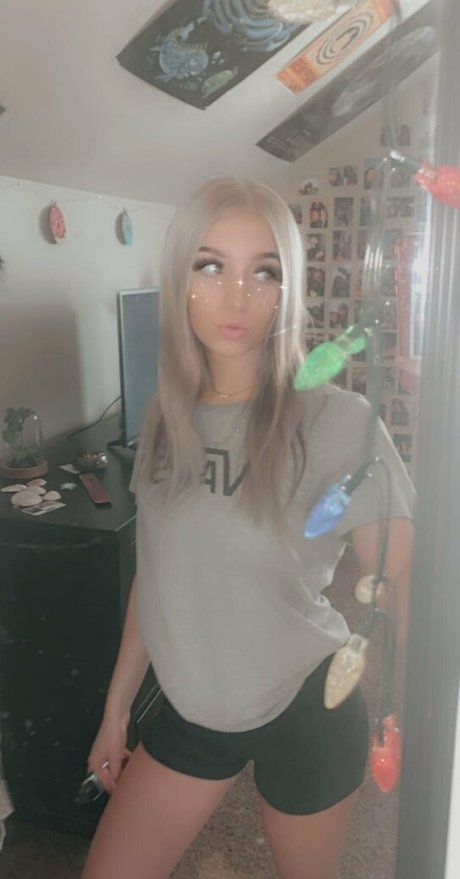 babysaraxoxo sex model images