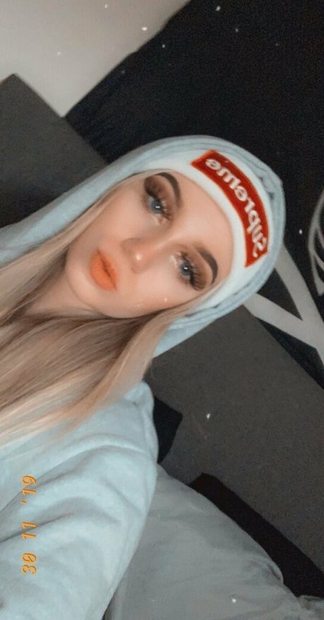 babysaraxoxo nudes actress gallery