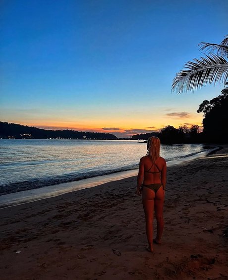 Larissa Van Meerten pornstar pretty pic