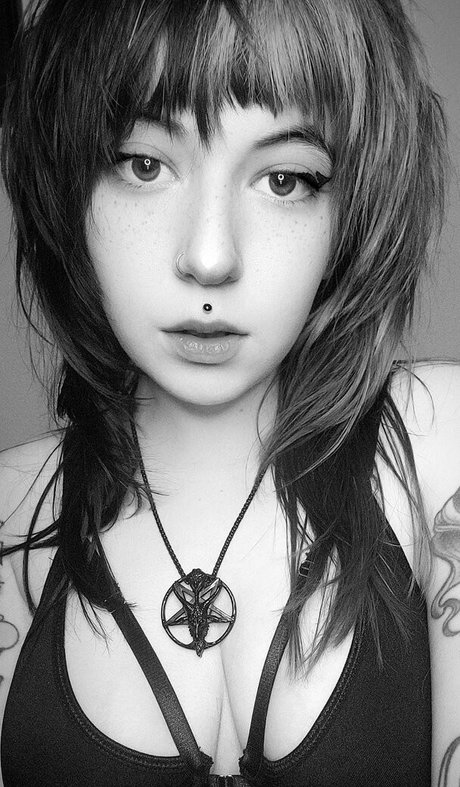 Knives perfect pornstar pics