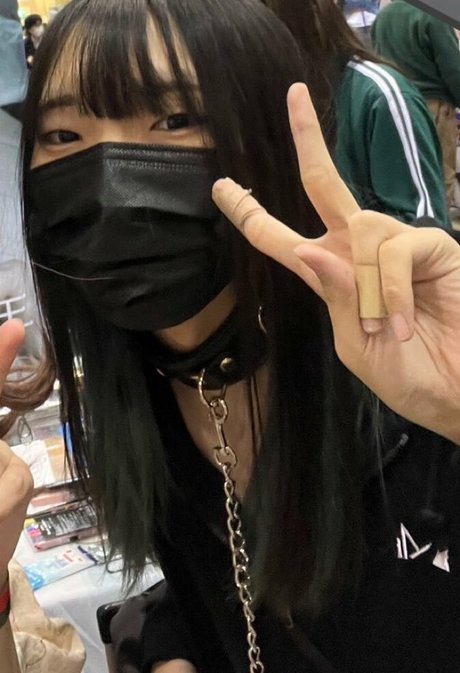 AinasiUsagi star high quality photos