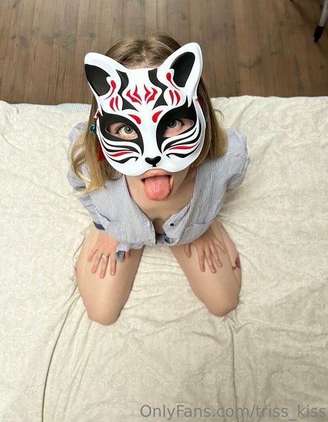 triss kiss hd pornstar photo