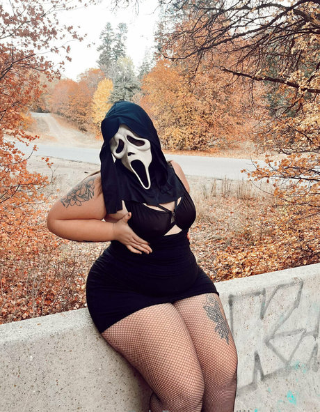 lilyannnnx model hd pics