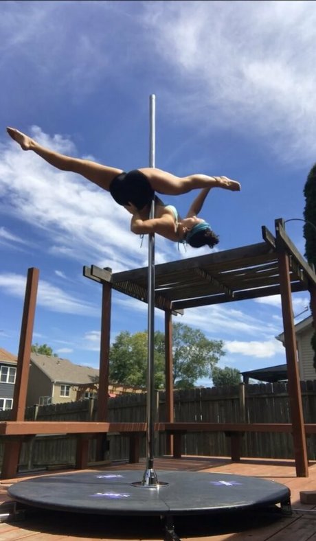 flexiblefun model beautiful pic