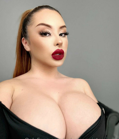 chubby onlyfans top pic