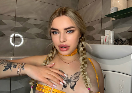 blondyaria top actress photo