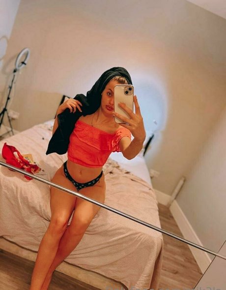 mik3la exclusive actress pics