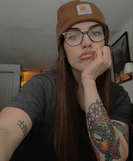 bundaddy hot model pic