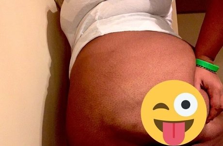 shortstacc pornstar adult img