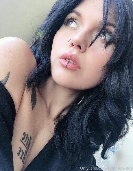 blvckchxrry high quality actress photo