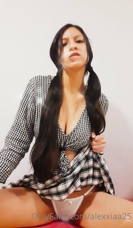 alexxiaa25 pornographic actress img