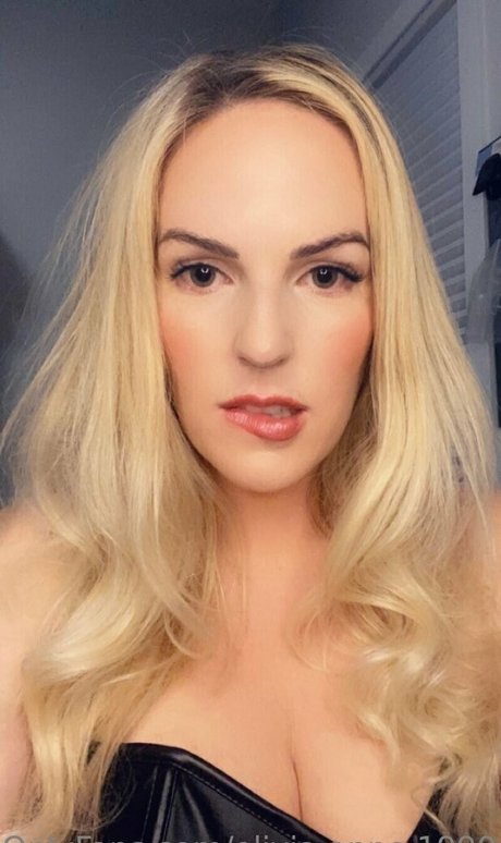 Olivia Anne 1990 art actress galleries