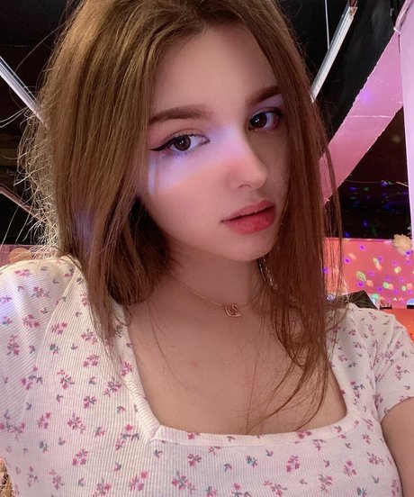 Elina Karimova pretty model photos