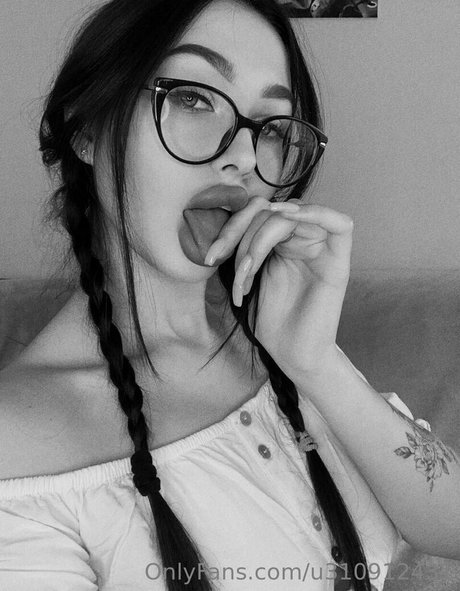 nana white sex star img