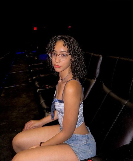 ewmxt pornstar pretty photos