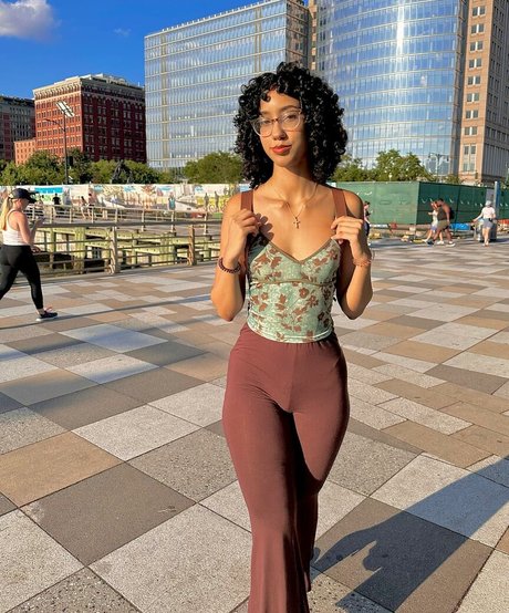 ewmxt model nice gallery