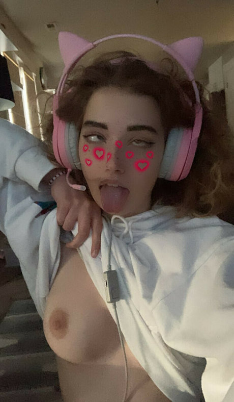 naked trans onlyfans nudes images