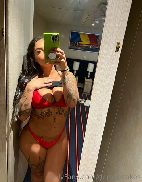 sexy feet onlyfans nude picture