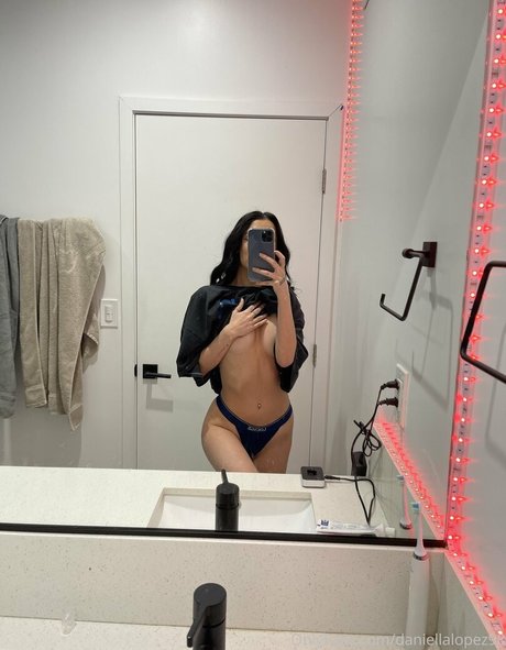 itsdaniella777 hot actress gallery