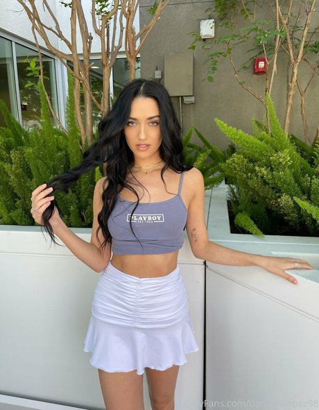 itsdaniella777 nude pornstar pictures