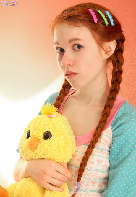 Dolly Little art star picture