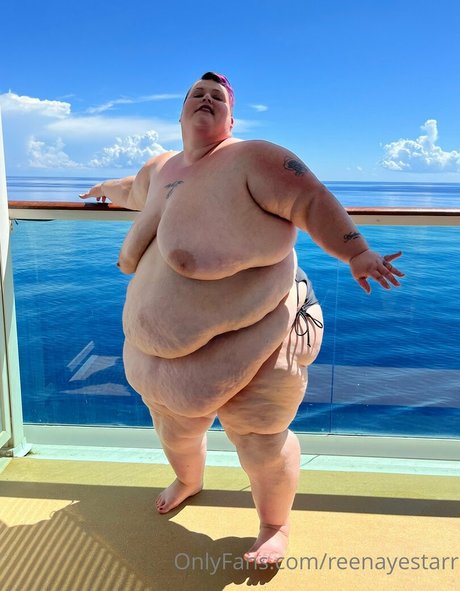 reenayestarr erotic model photo