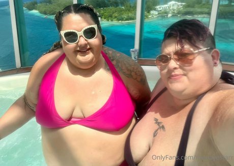 reenayestarr top star photos